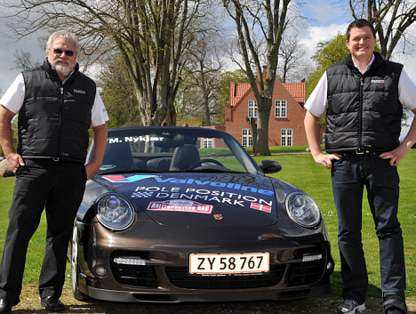 Michel Nykjær ankom i sin hovedsponsors Porsche Carrera, der var dekoreret på samme måde som hans WTCC-racerbil.
